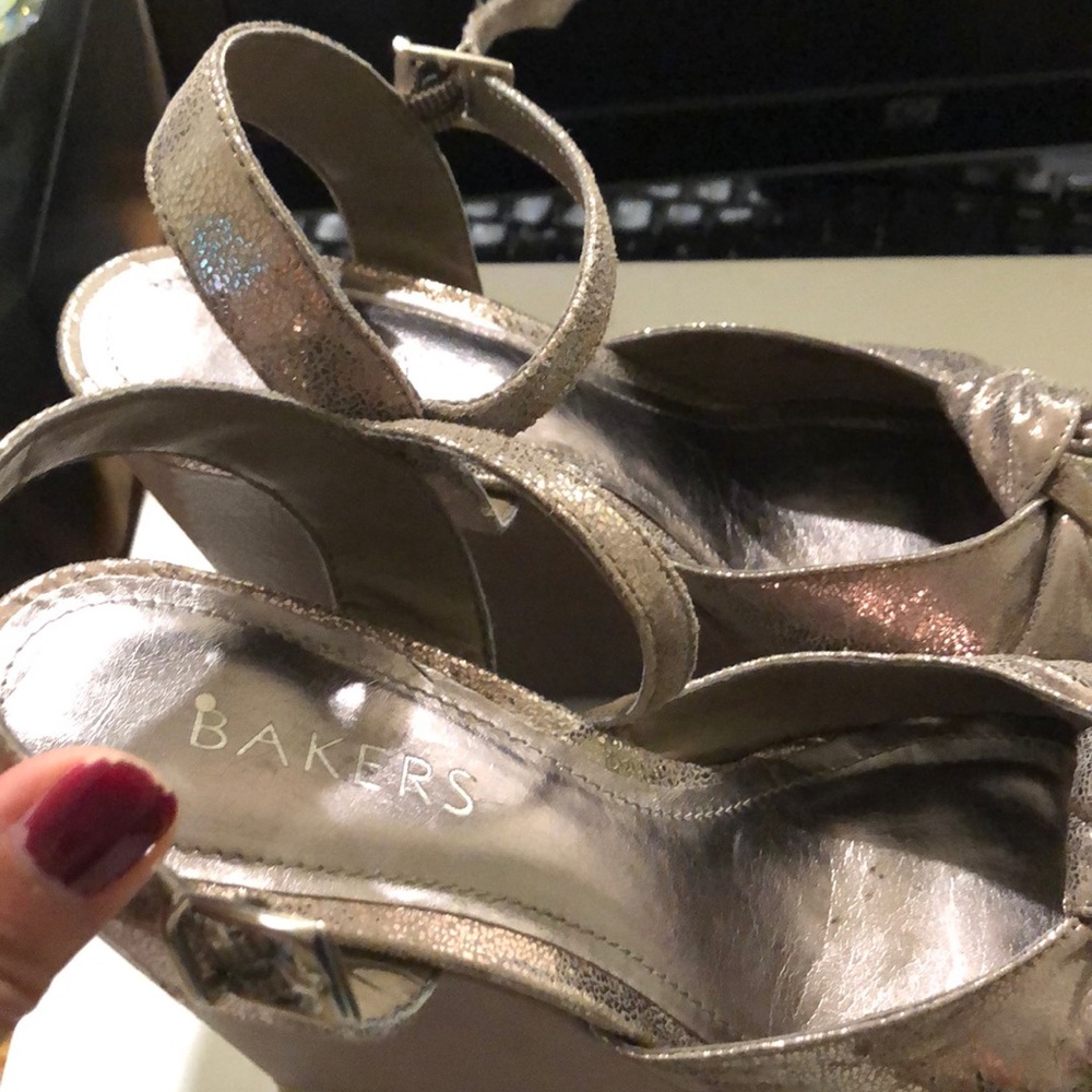 Wedge - Picture 4 of 5